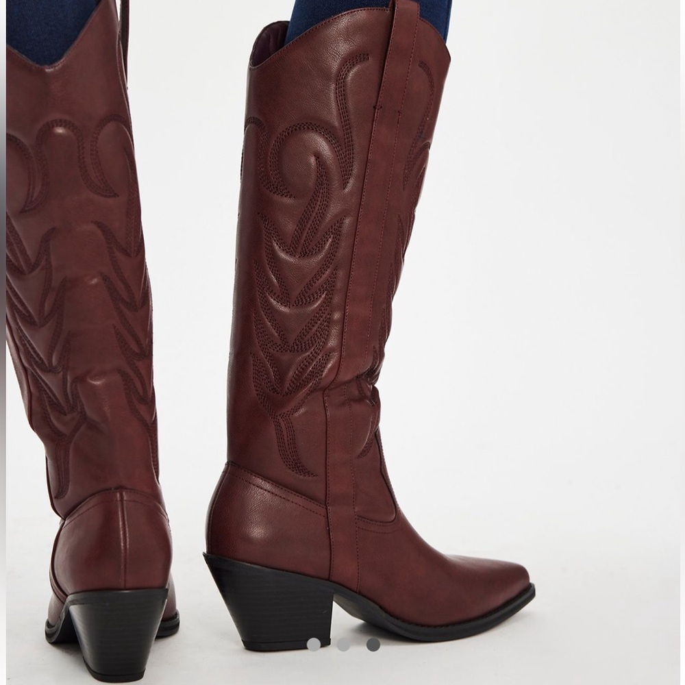 *NWT* Brown Western Cowboy Boots [SIZE 9]